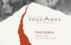 Bodega Volcanes de Chile Tectonia Pinot Noir 2014 Front Label