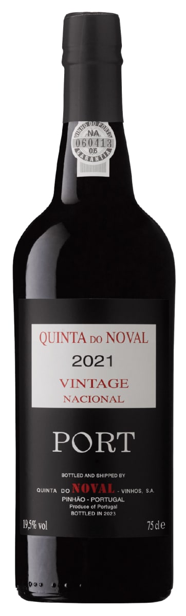 Quinta do Noval Vintage Port Nacional With Gift Box 2021  Front Bottle Shot