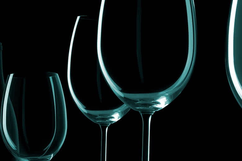 Does the Proper Wine Glass Matter? banner image