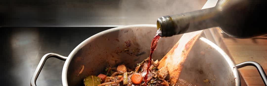 The 4 Reds to Serve with Braised Short Ribs banner image