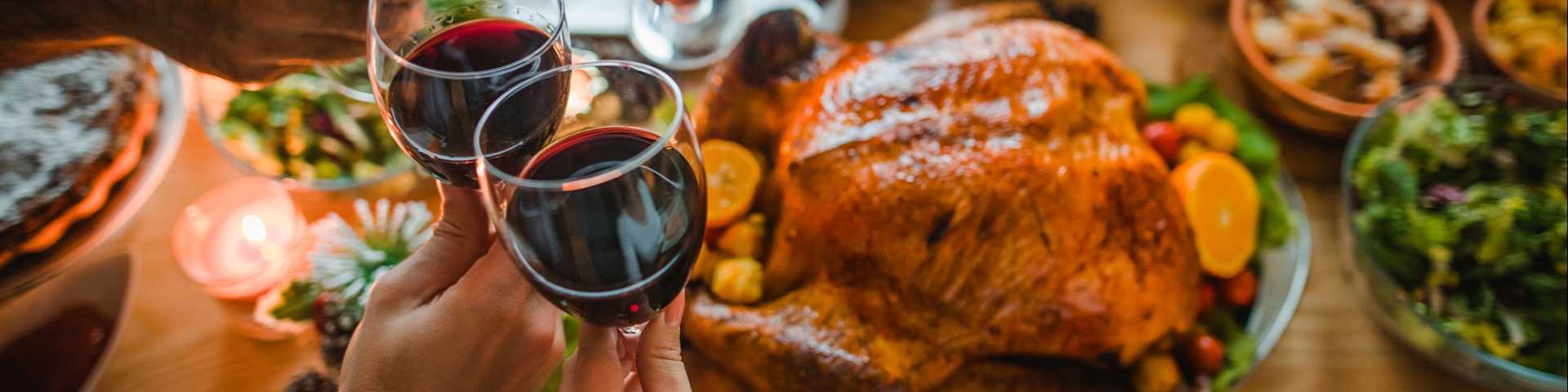 Delectable Thanksgiving Wine and Pie Pairings banner image
