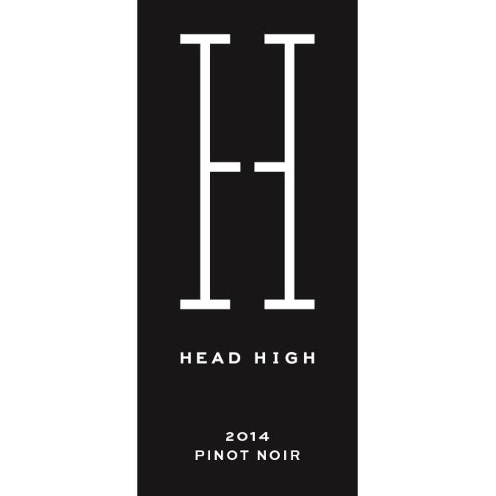 Flat front label of wine