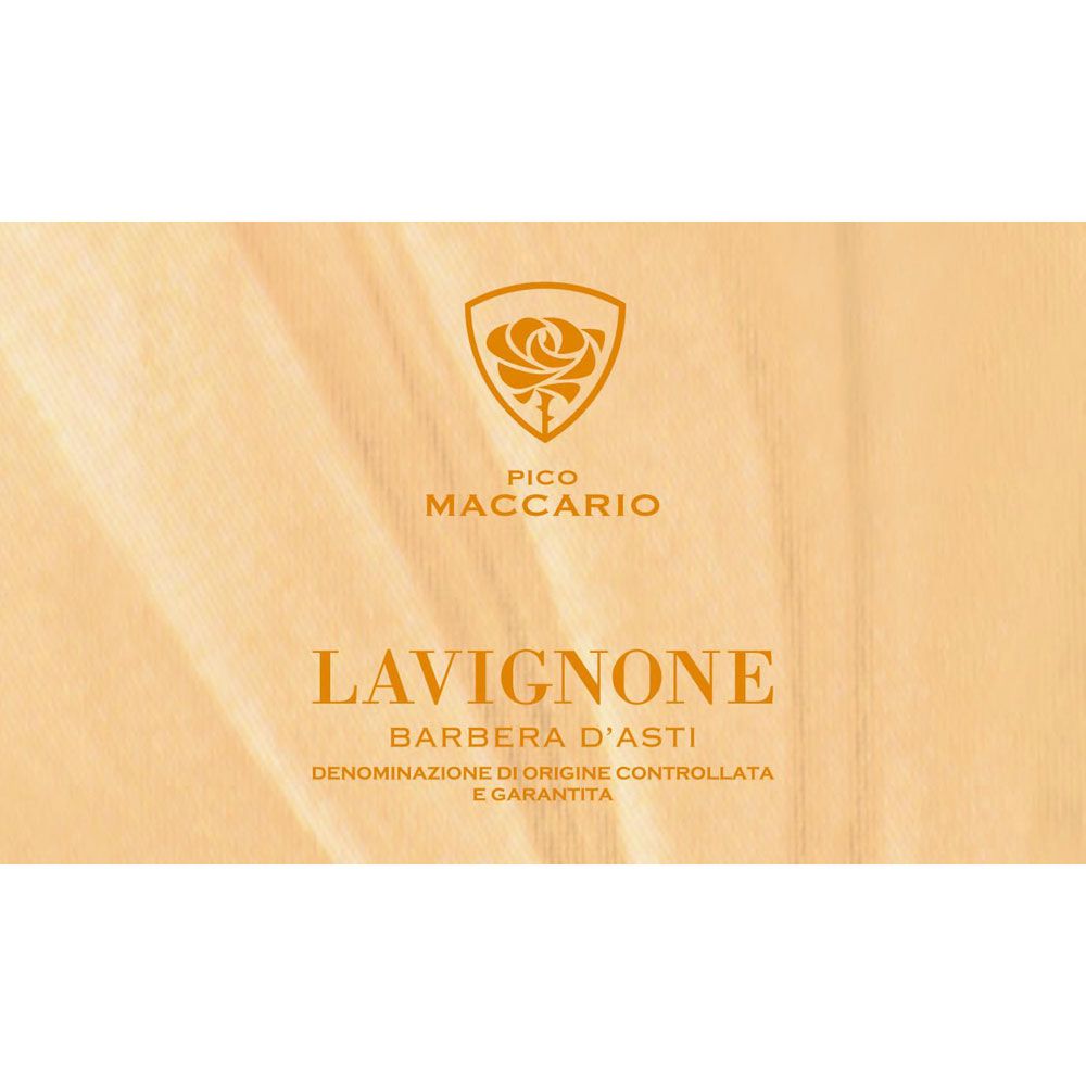 Flat front label of wine