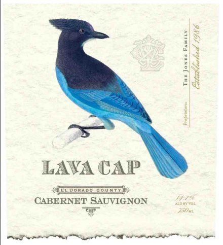 Flat front label of wine