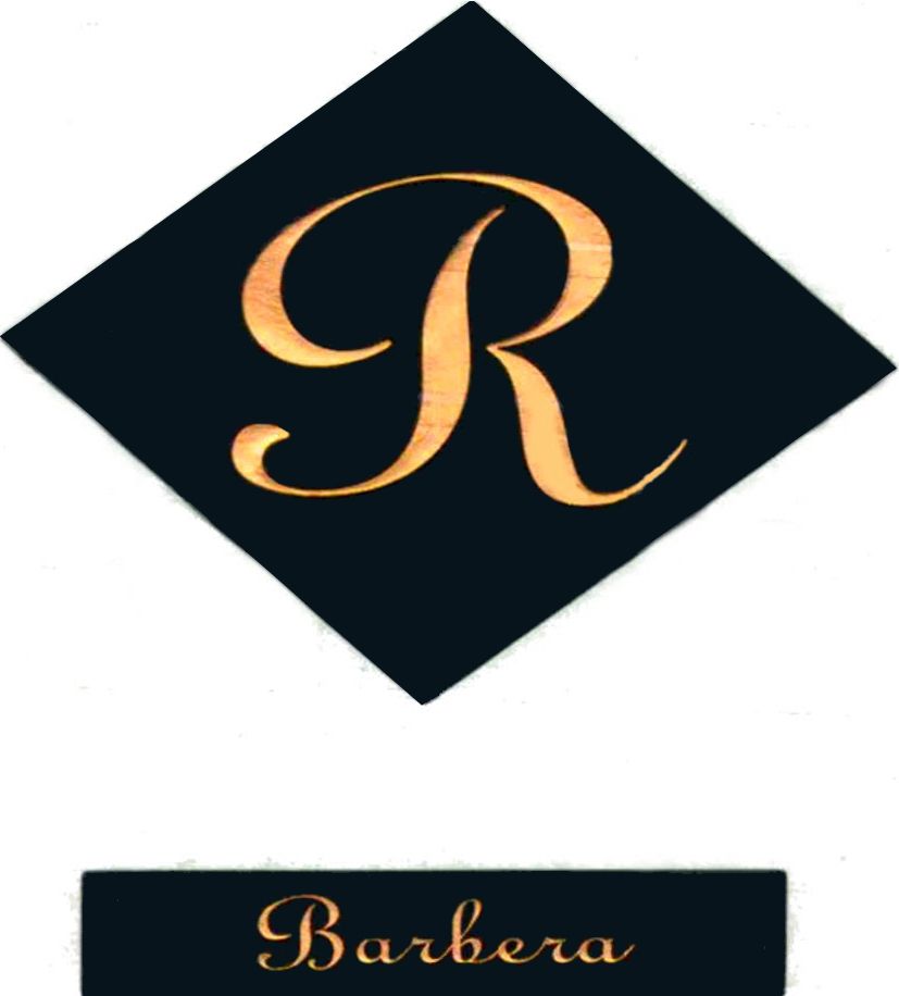 Flat front label of wine