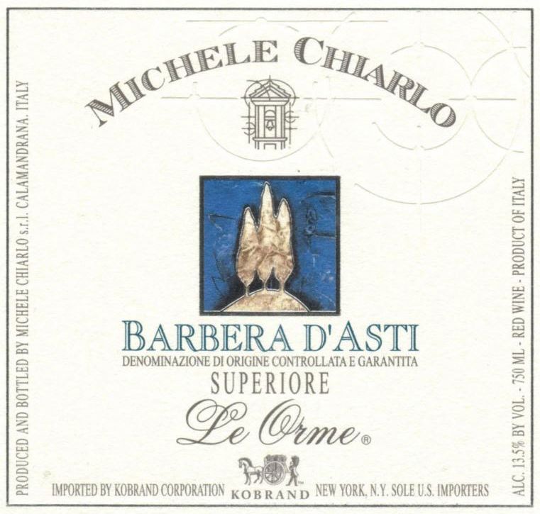 Flat front label of wine