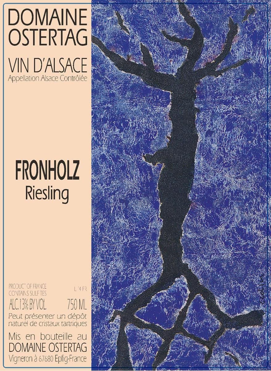 Flat front label of wine