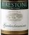 Flat front label of wine