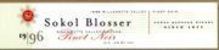 Flat front label of wine
