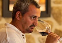 Bodegas Forjas del Salnes Rodrigo Mendez, Owner and Winemaker Winery Image