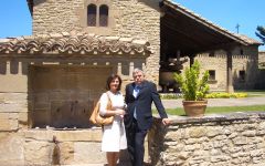 Bodegas Castillo de Monjardin Victor & Sonia Olano del Villar, Owners Winery Image