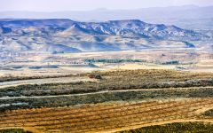 Evodia View of the Sierra de Santa Cruz Winery Image