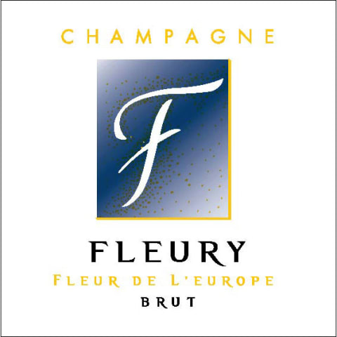 Flat front label of wine