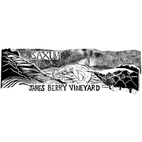 Flat front label of wine