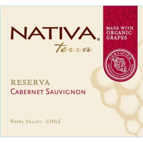 Flat front label of wine