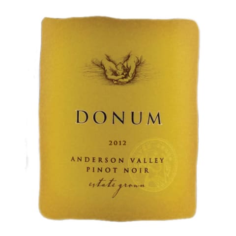 Flat front label of wine