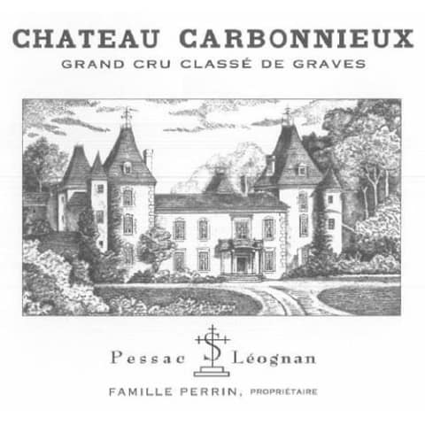 Flat front label of wine