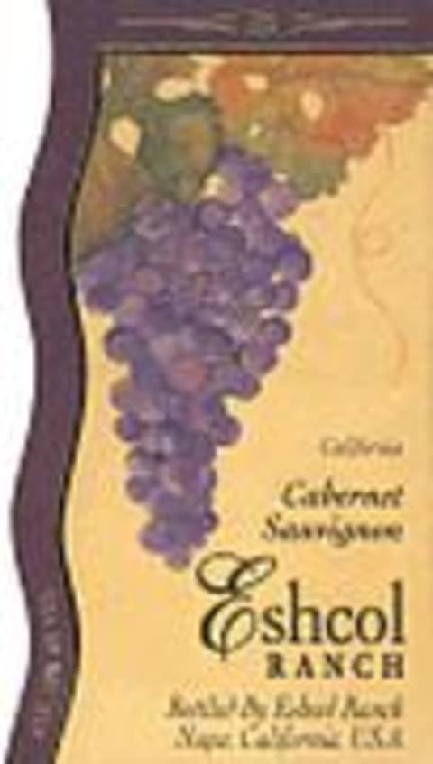 Flat front label of wine