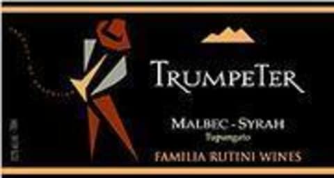 Flat front label of wine