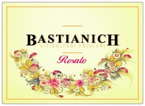 Flat front label of wine