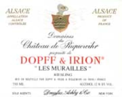 Flat front label of wine