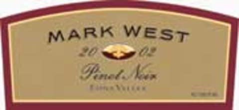 Flat front label of wine