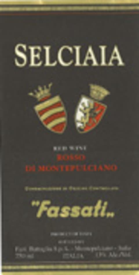 Flat front label of wine