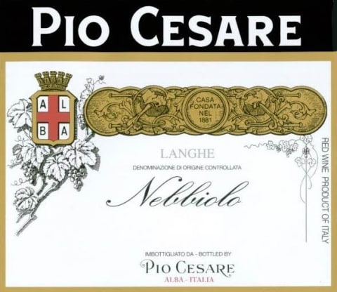 Flat front label of wine