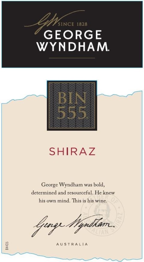 Flat front label of wine