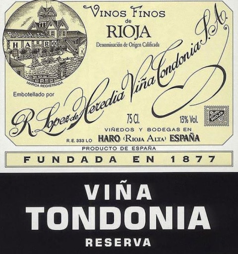 Flat front label of wine