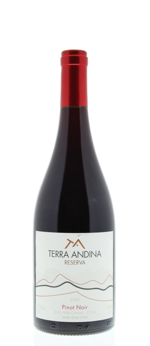 Terra Andina Reserva Pinot Noir 2009 Front Bottle Shot