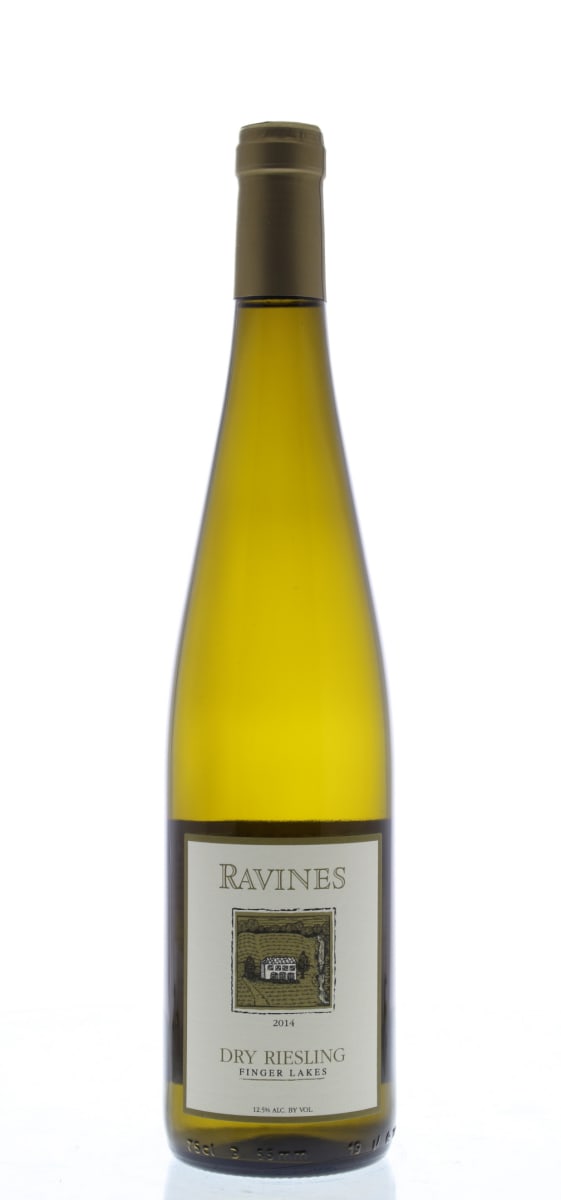 Ravines Dry Riesling 2014 Front Bottle Shot