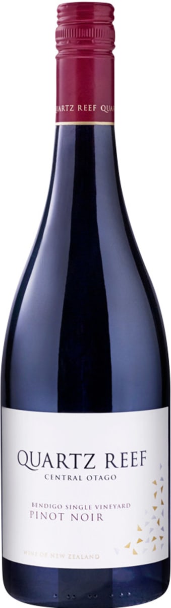 Quartz Reef Bendigo Single Vineyard Pinot Noir 2015 Front Bottle Shot