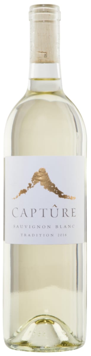 Capture Tradition Sauvignon Blanc 2017  Front Bottle Shot