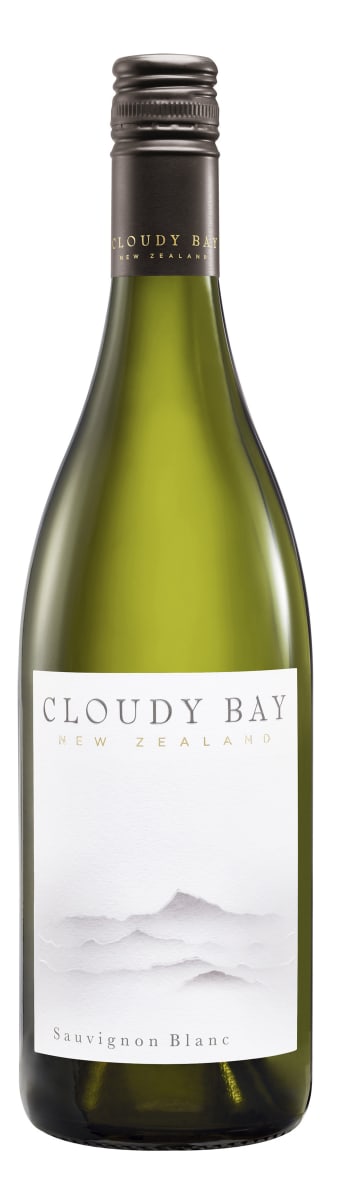 Cloudy Bay Sauvignon Blanc 2021  Front Bottle Shot