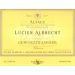 Flat front label of wine