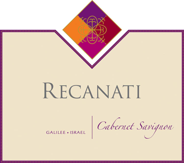Flat front label of wine