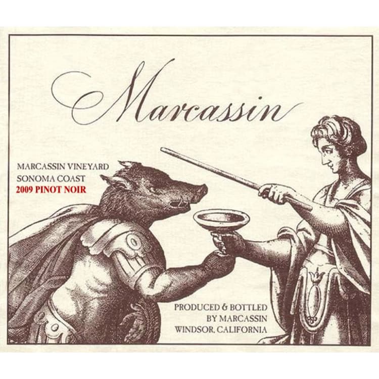 Flat front label of wine