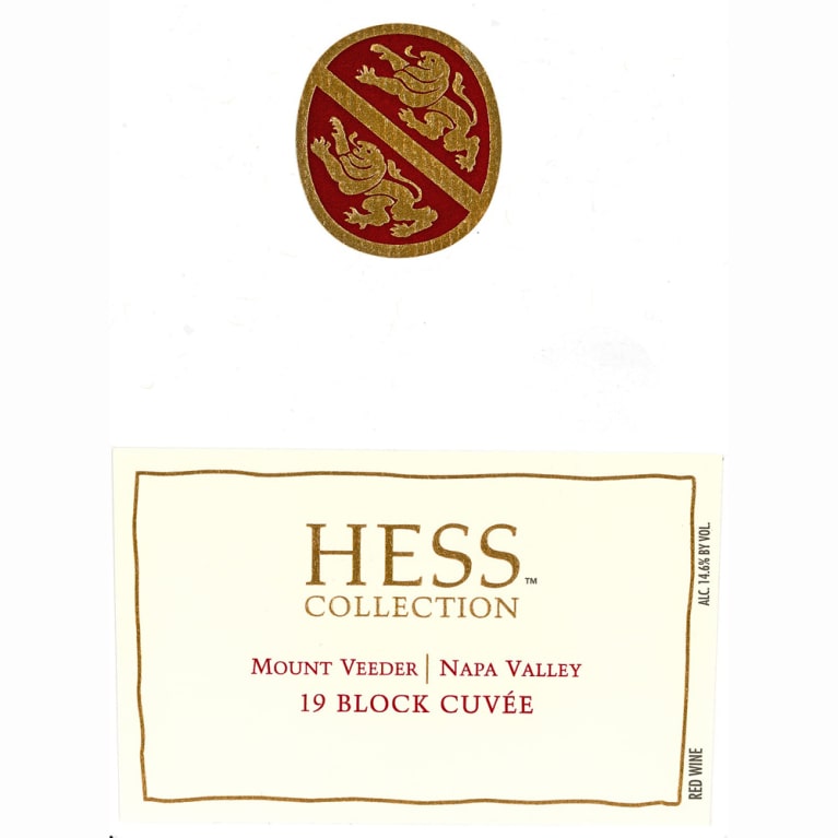 Flat front label of wine
