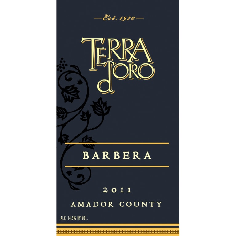 Flat front label of wine