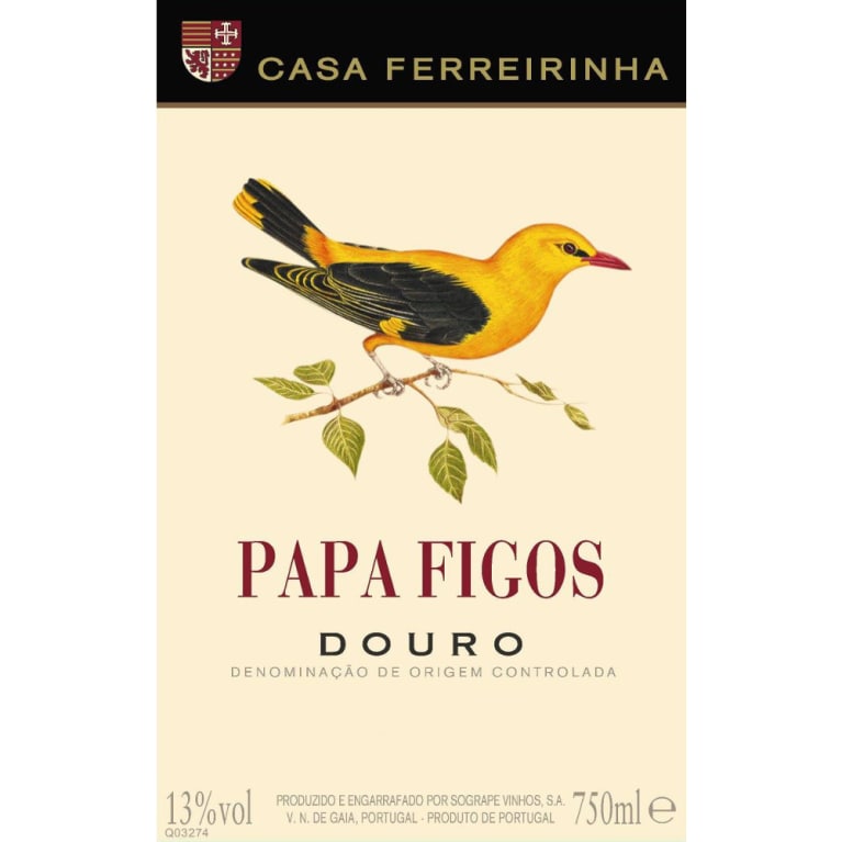 Flat front label of wine