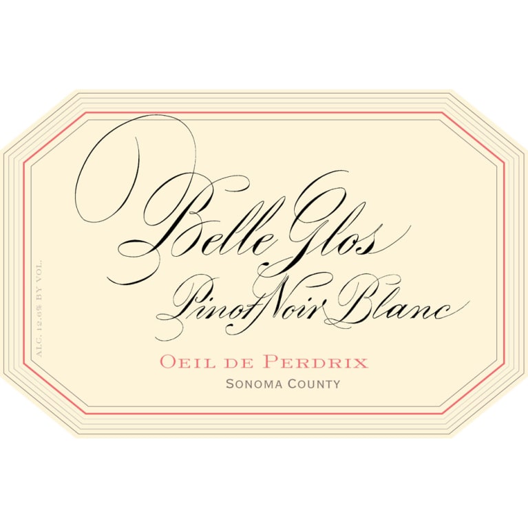Flat front label of wine