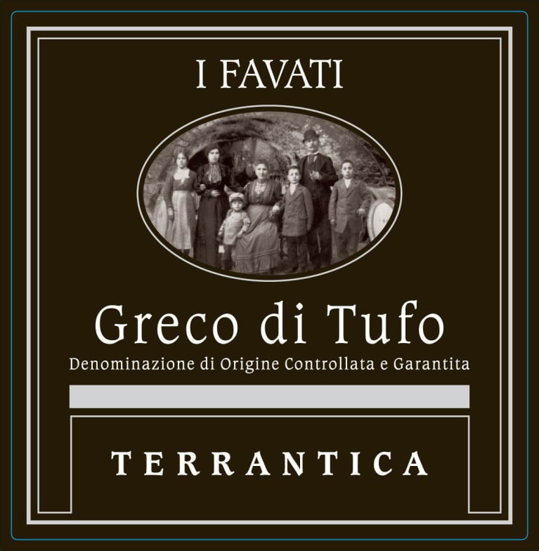 Flat front label of wine