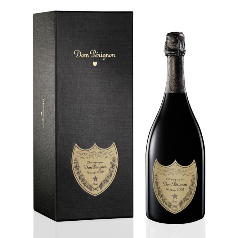 dom perignon luminous label 2004