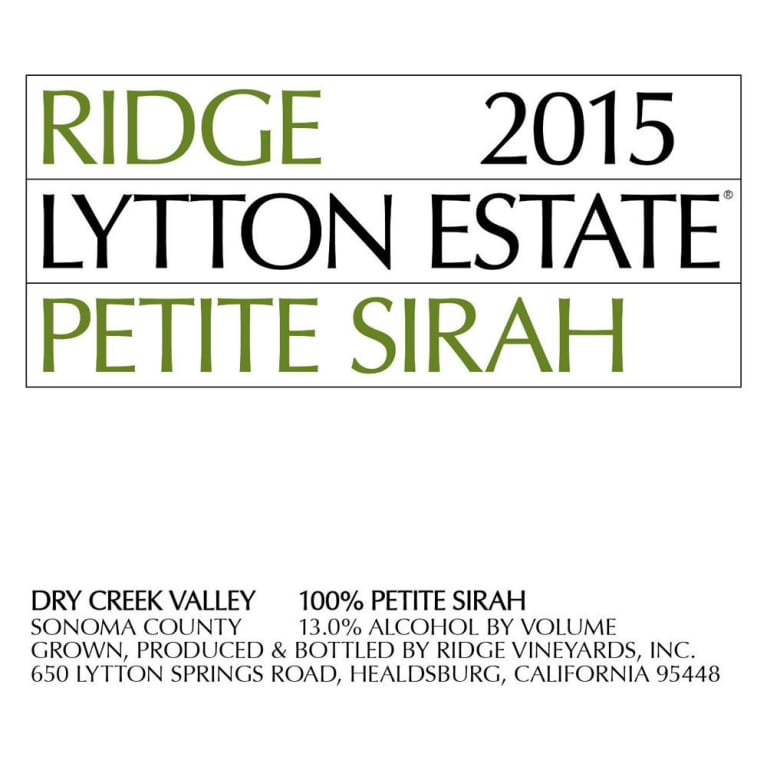 Flat front label of wine