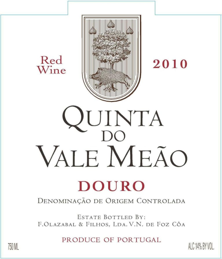 Flat front label of wine