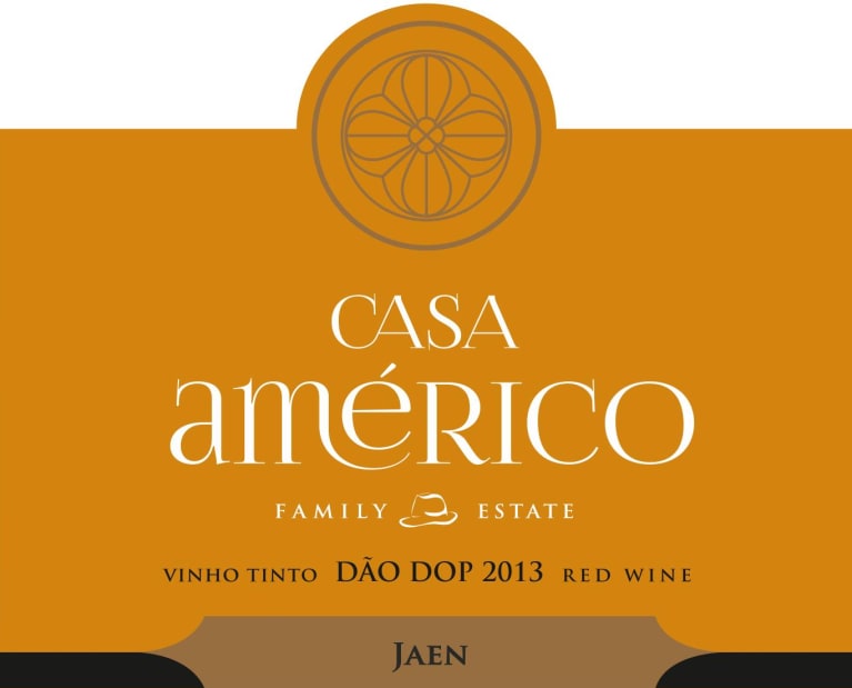 Flat front label of wine