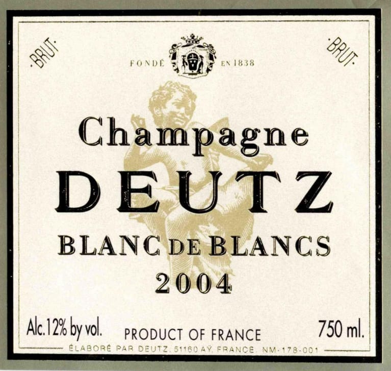 Flat front label of wine