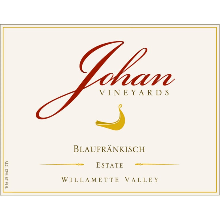 Flat front label of wine