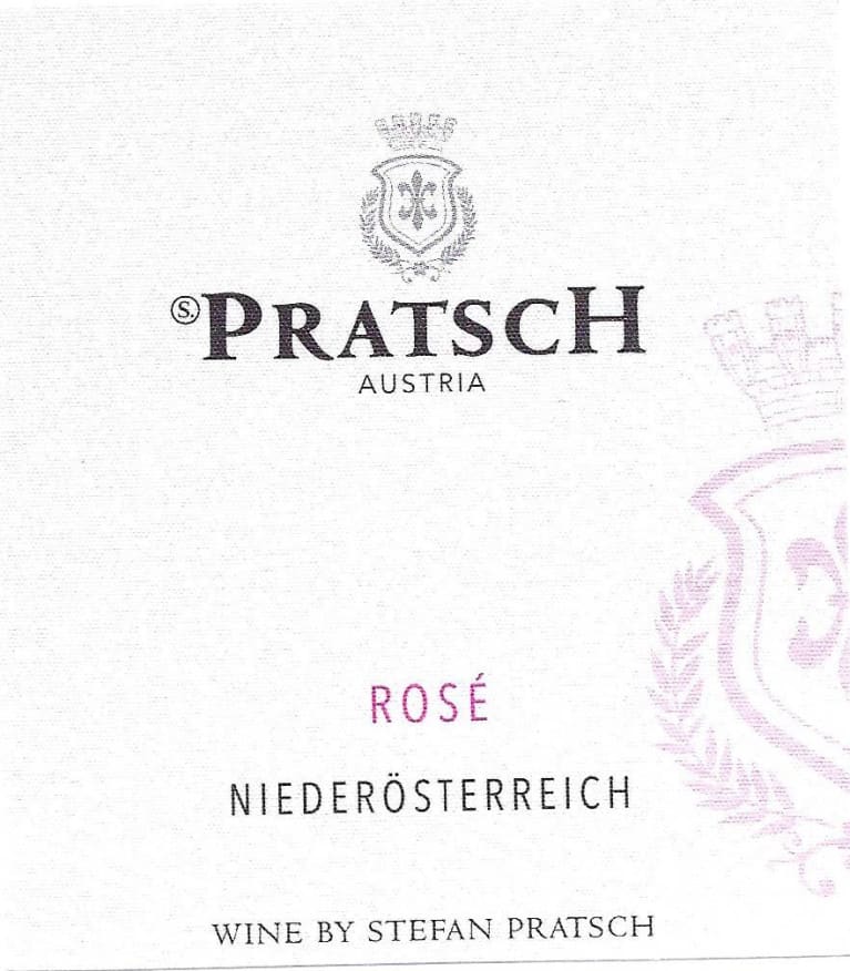 Flat front label of wine